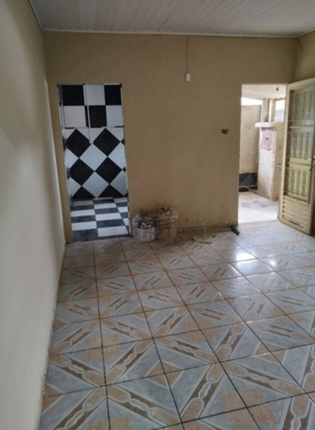 Casa à venda com 1 quarto, 80m² - Foto 9