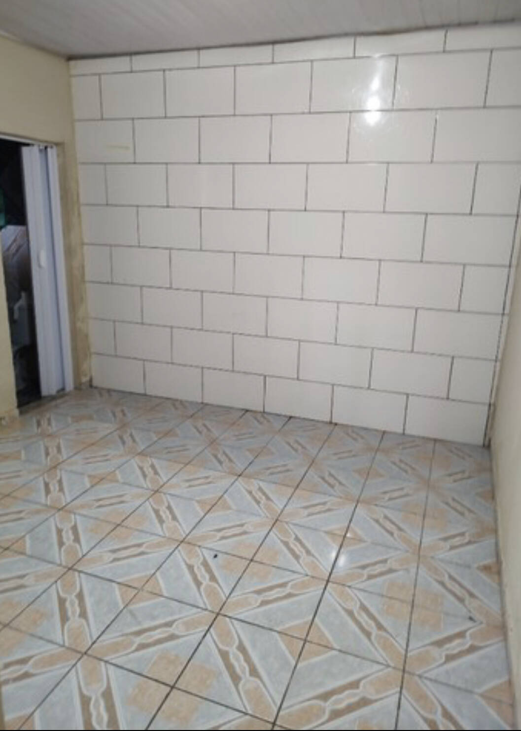 Casa à venda com 1 quarto, 80m² - Foto 17