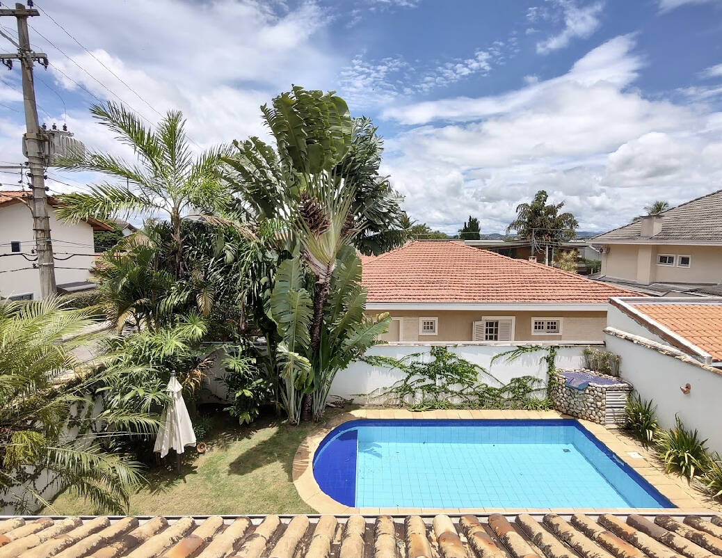 Casa à venda com 3 quartos, 337m² - Foto 3
