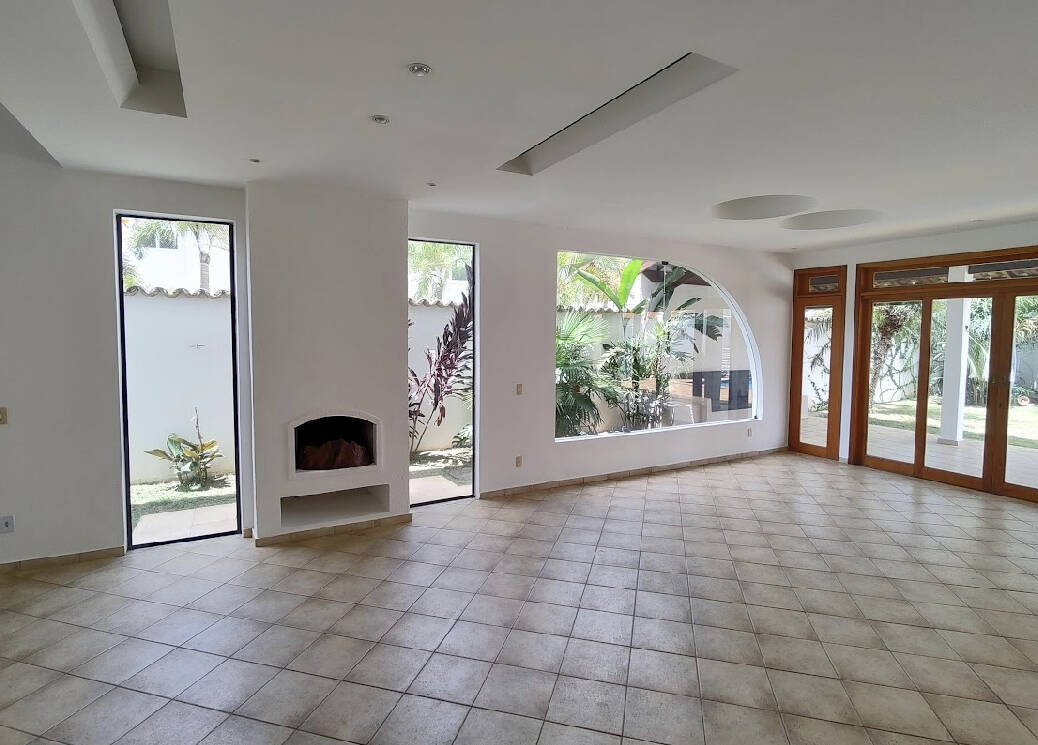 Casa à venda com 3 quartos, 337m² - Foto 27