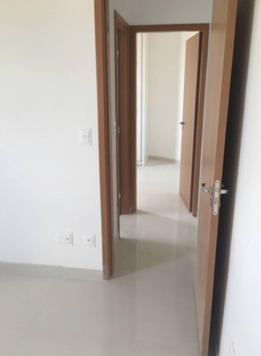 Apartamento à venda com 2 quartos, 69m² - Foto 4