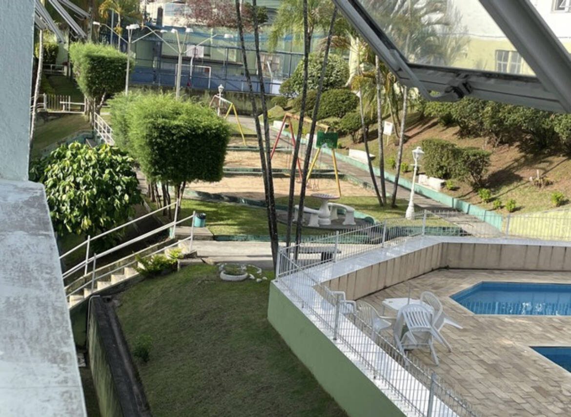 Apartamento à venda com 2 quartos, 58m² - Foto 3