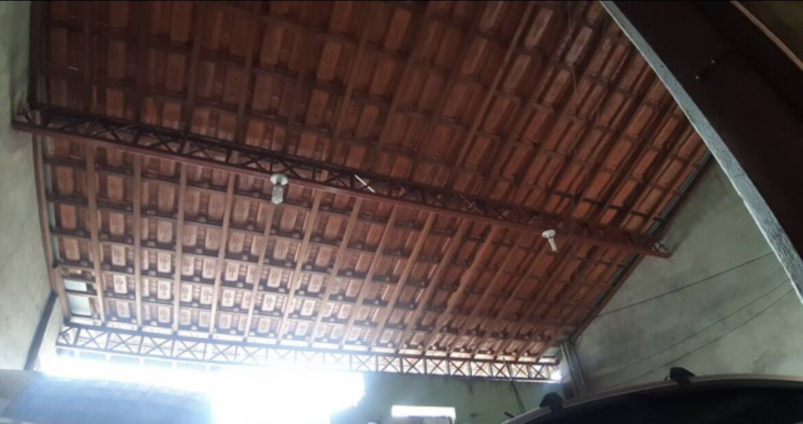 Casa à venda com 2 quartos, 200m² - Foto 7