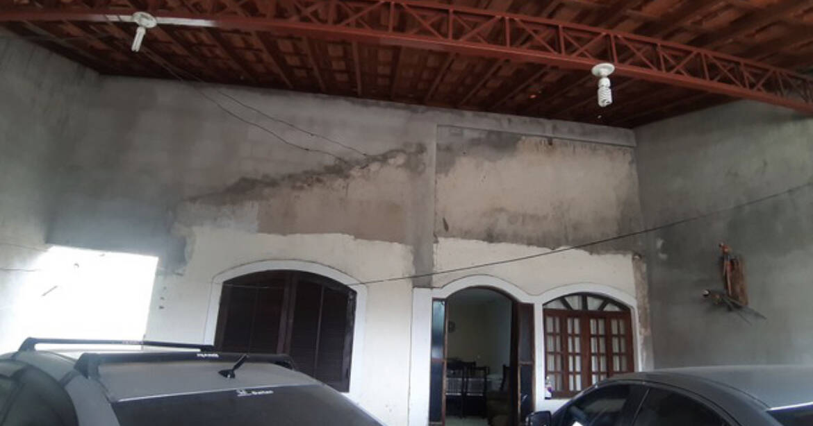 Casa à venda com 2 quartos, 200m² - Foto 17