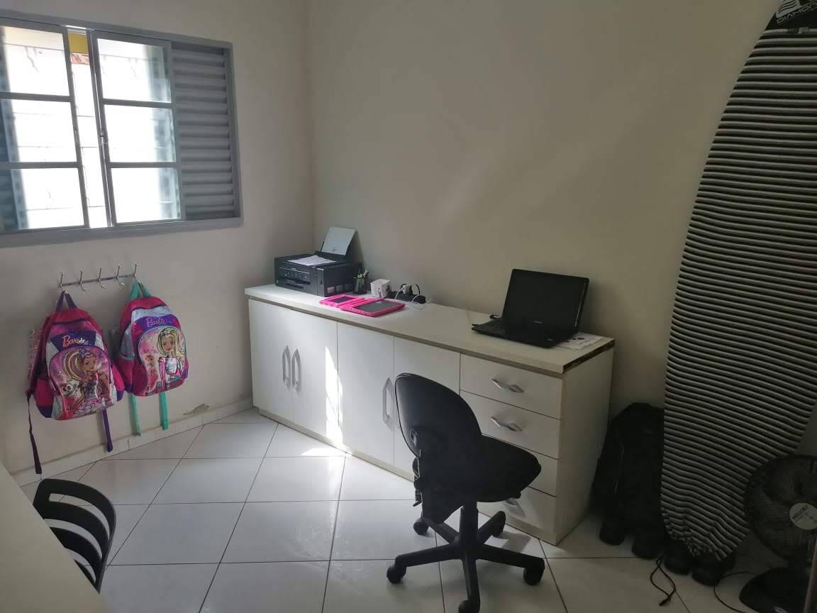 Casa à venda com 4 quartos, 197m² - Foto 15