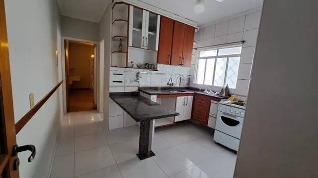 Casa à venda com 2 quartos, 62m² - Foto 7