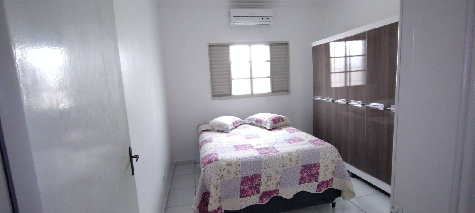 Casa à venda com 2 quartos, 68m² - Foto 15