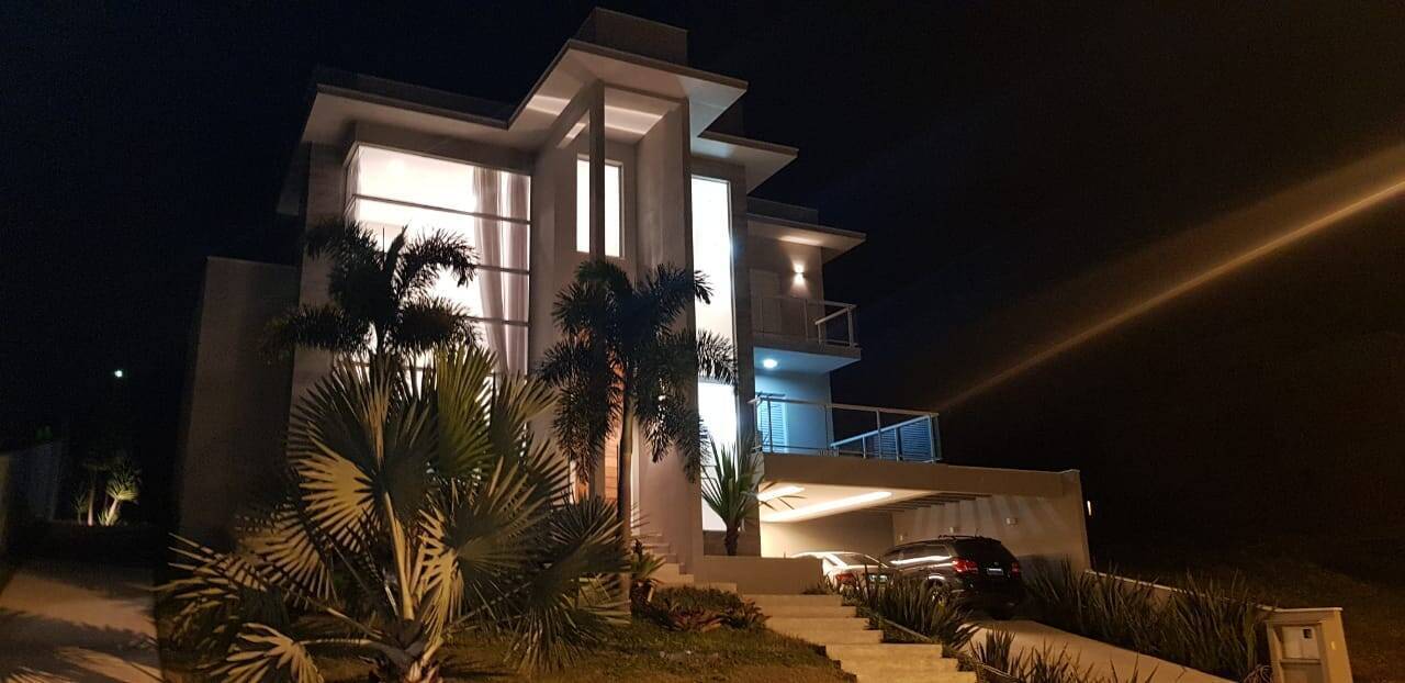 Casa à venda com 4 quartos, 347m² - Foto 10