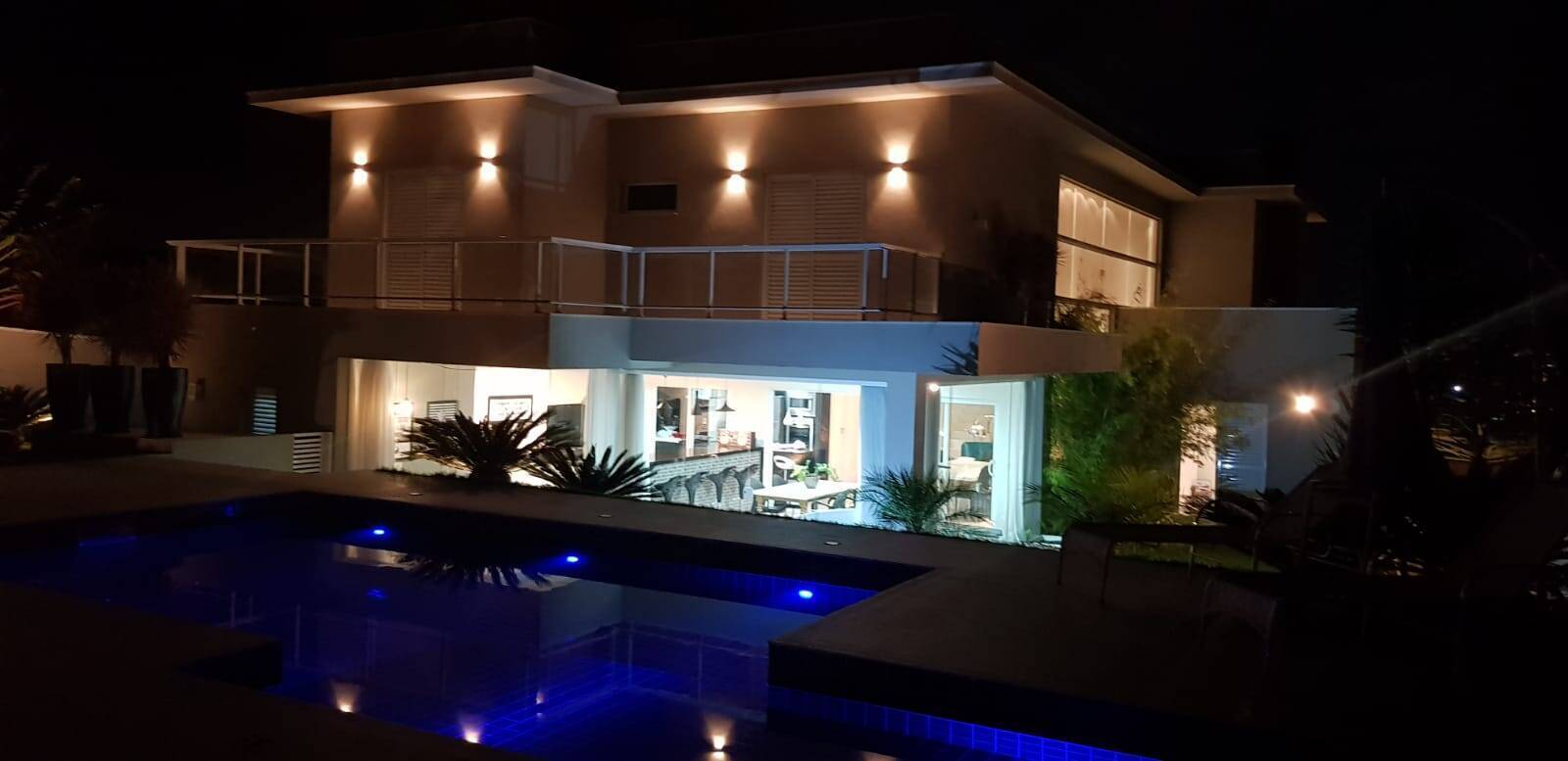 Casa à venda com 4 quartos, 347m² - Foto 23