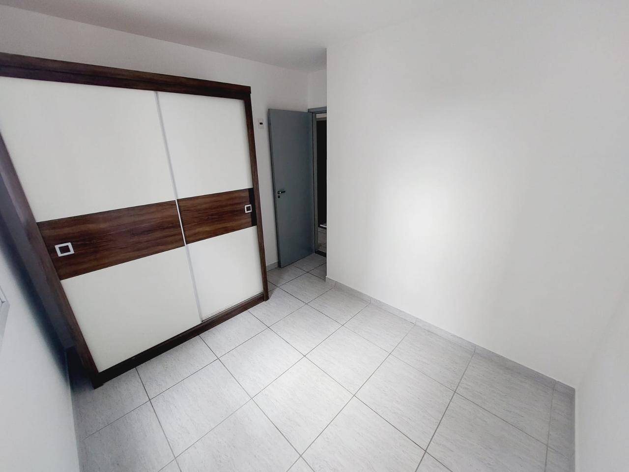 Apartamento à venda com 3 quartos, 73m² - Foto 10