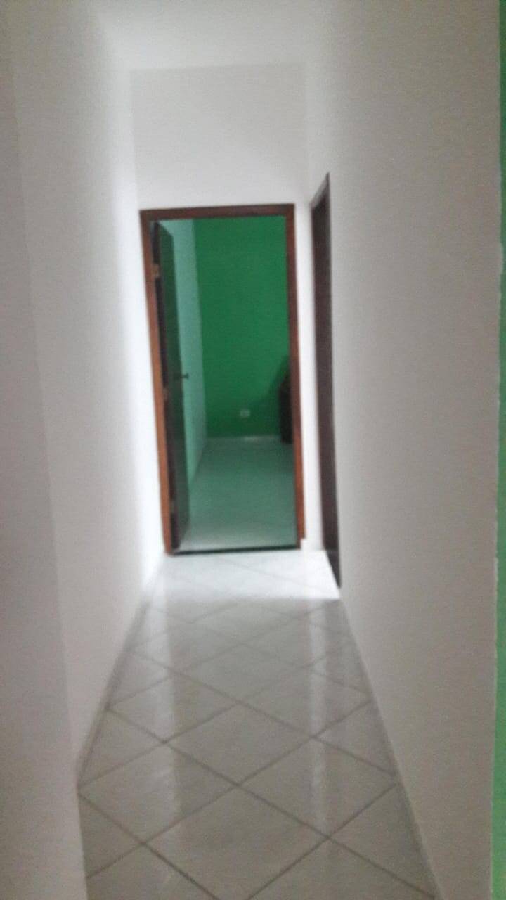 Casa à venda com 4 quartos, 150m² - Foto 14