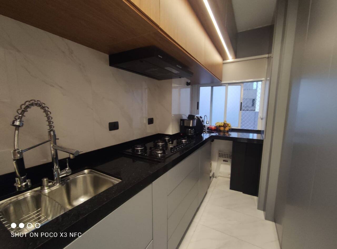 Apartamento à venda com 2 quartos, 60m² - Foto 5