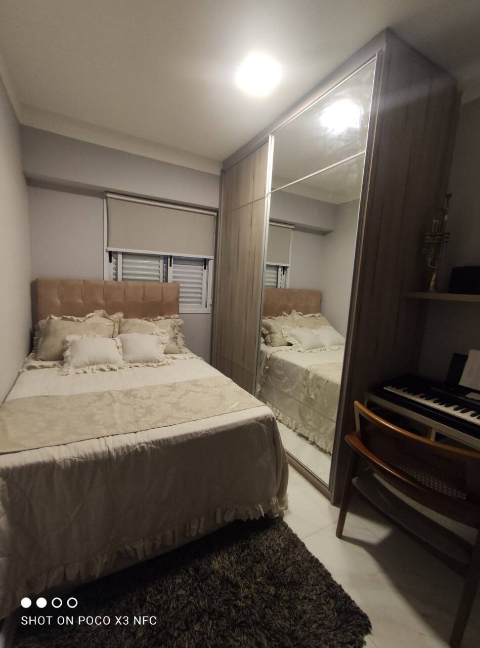 Apartamento à venda com 2 quartos, 60m² - Foto 9