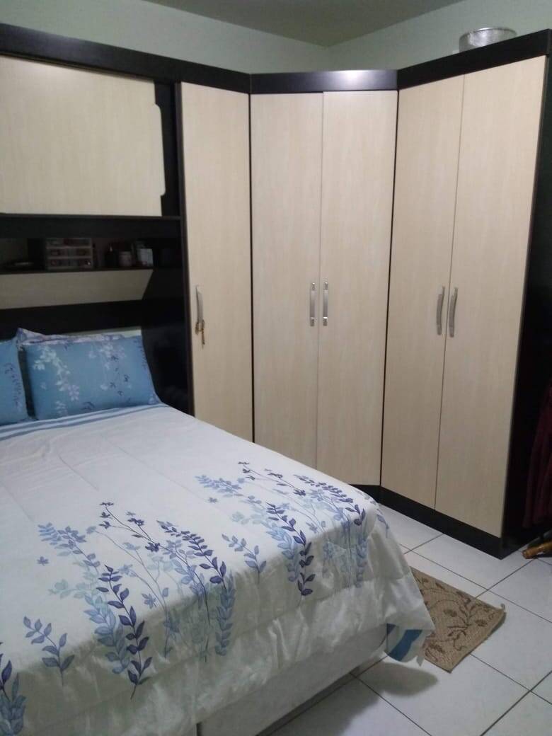 Casa à venda com 3 quartos, 80m² - Foto 10