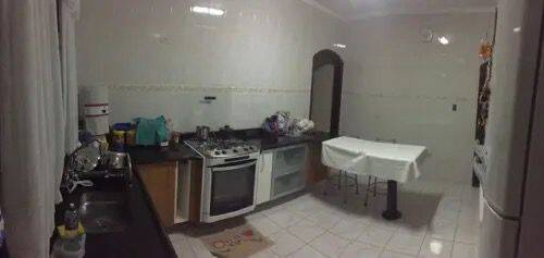 Casa à venda com 3 quartos, 170m² - Foto 4