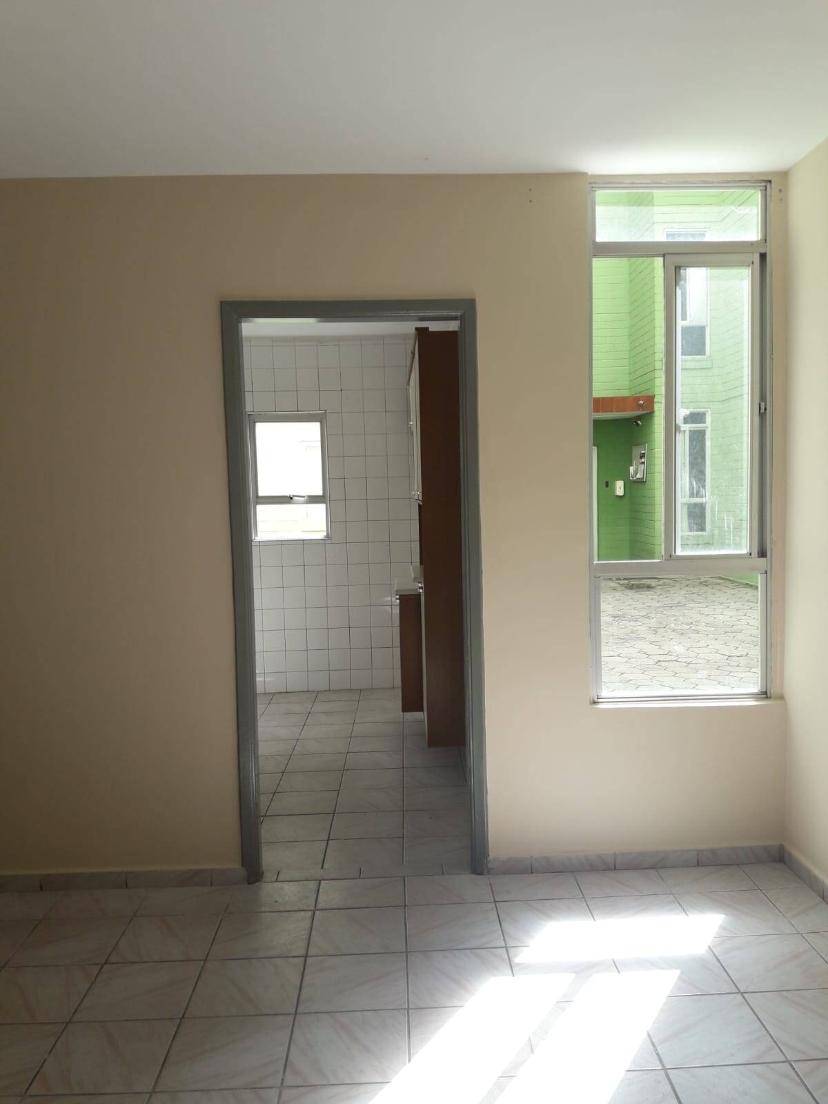 Apartamento à venda com 2 quartos, 56m² - Foto 12