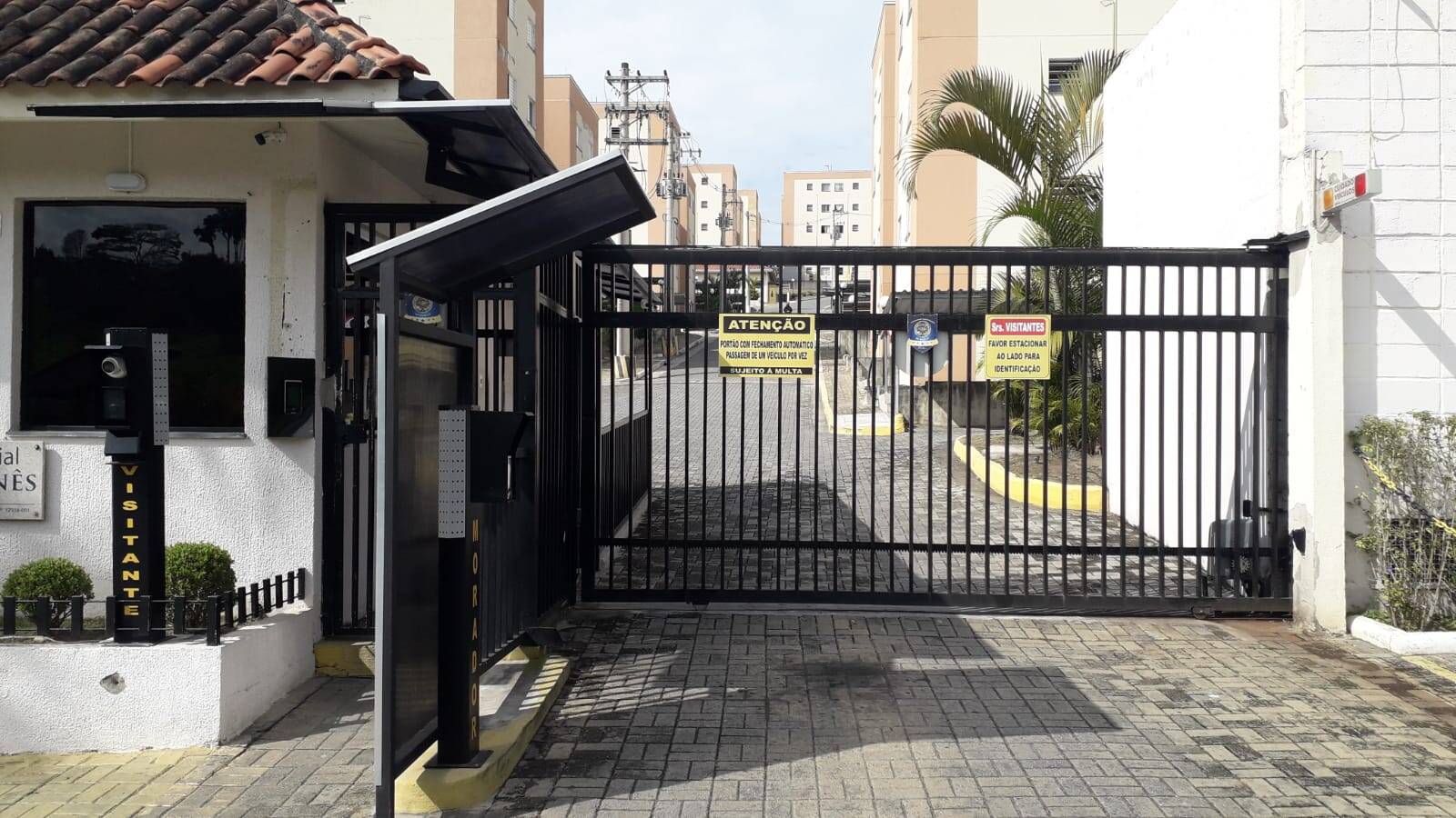 Apartamento à venda com 2 quartos, 45m² - Foto 2