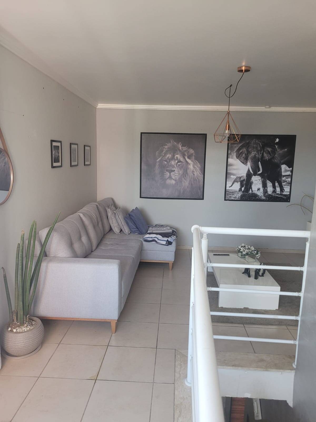 Apartamento à venda com 3 quartos, 180m² - Foto 2