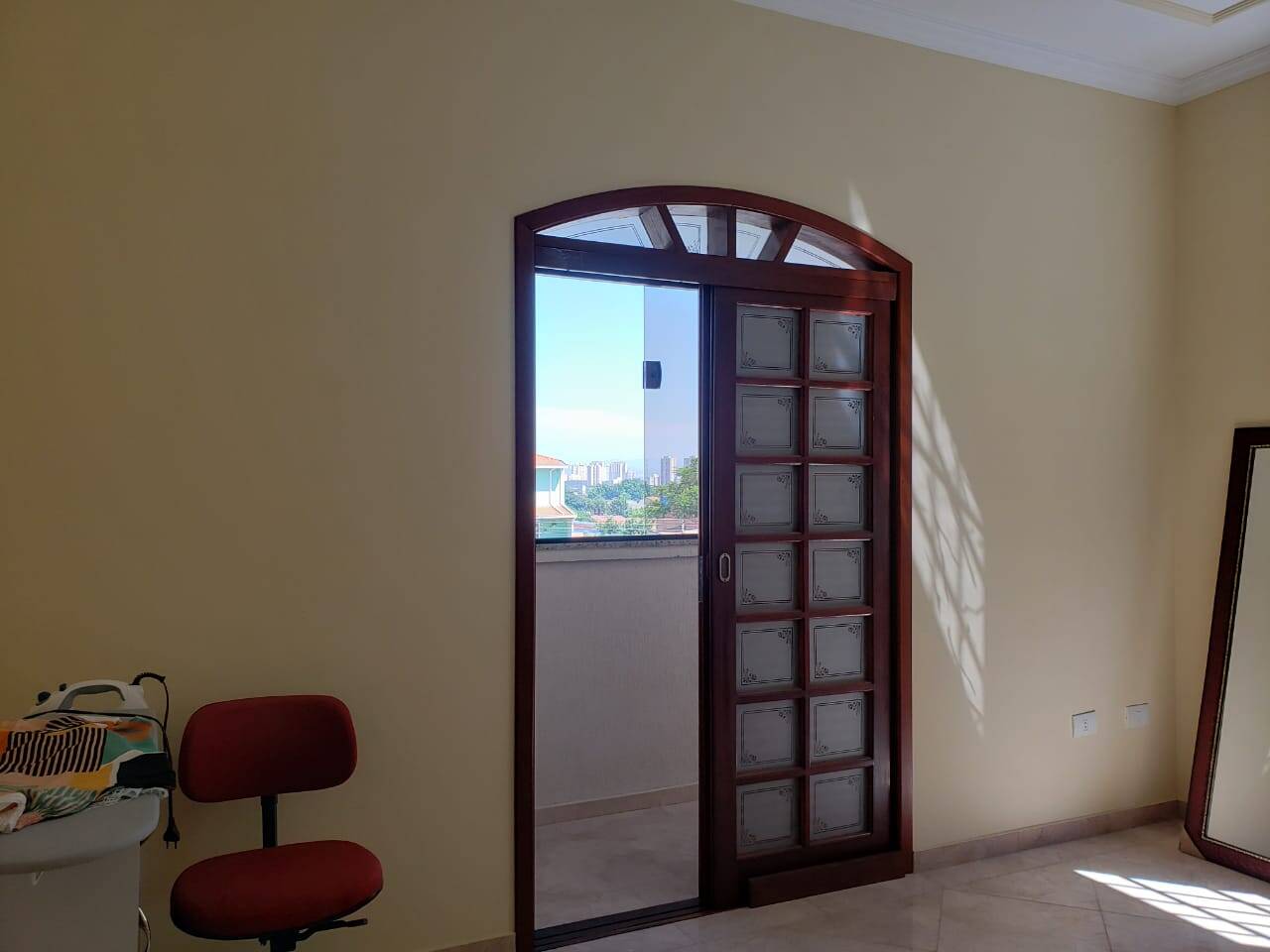 Casa à venda com 3 quartos, 205m² - Foto 11