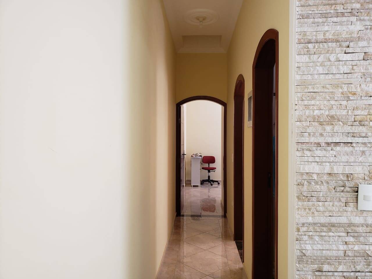 Casa à venda com 3 quartos, 205m² - Foto 13