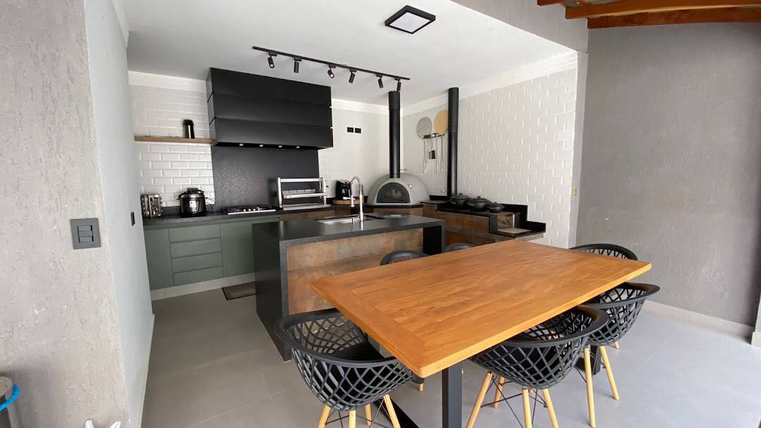 Casa à venda com 3 quartos, 210m² - Foto 40