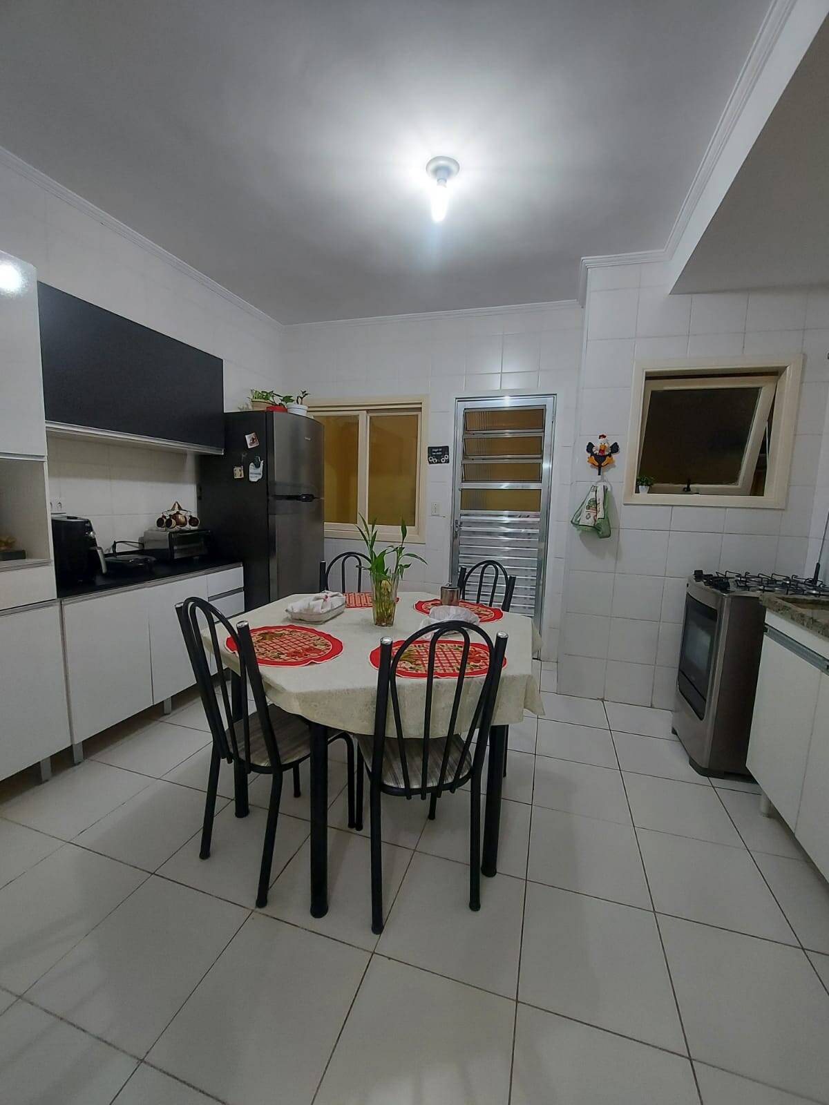 Sobrado à venda com 2 quartos, 130m² - Foto 19