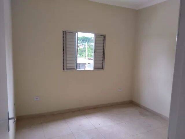 Casa à venda com 2 quartos, 64m² - Foto 4