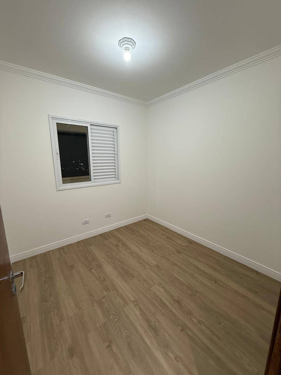 Apartamento à venda com 2 quartos, 72m² - Foto 3