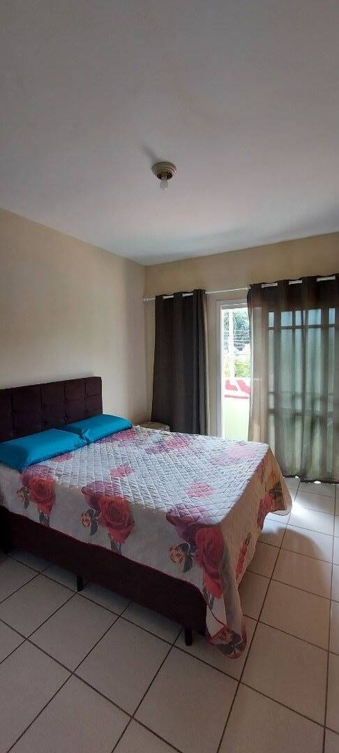 Casa à venda com 2 quartos, 60m² - Foto 13