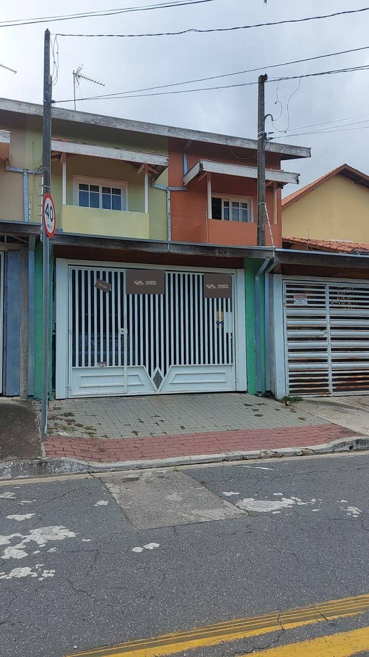 Casa à venda com 2 quartos, 60m² - Foto 1