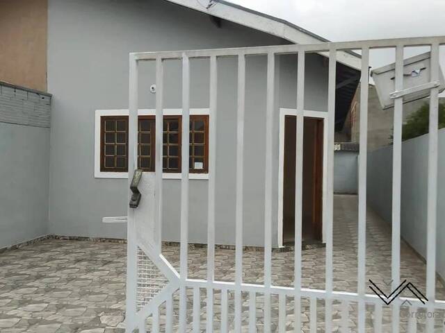 #1745 - Casa para Venda em São José dos Campos - SP