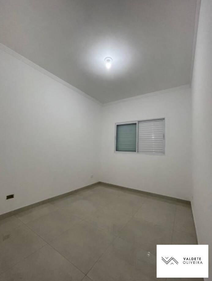 Casa à venda com 3 quartos, 77m² - Foto 3