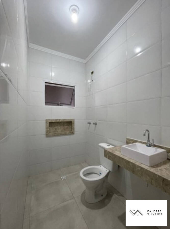 Casa à venda com 3 quartos, 77m² - Foto 5