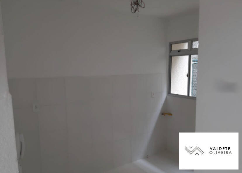 Casa à venda com 2 quartos, 55m² - Foto 6