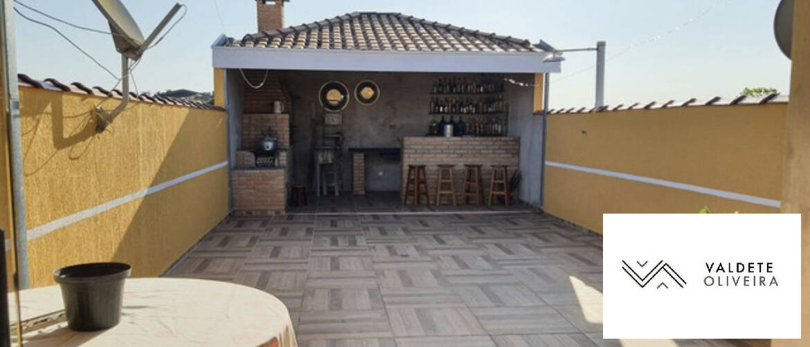 Casa à venda com 4 quartos, 250m² - Foto 4