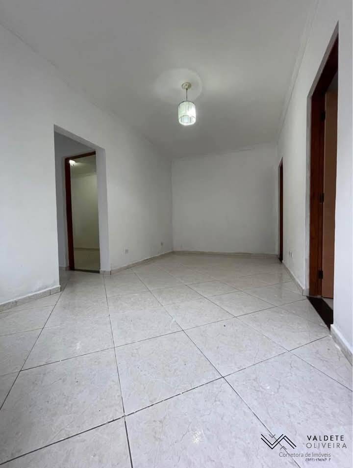Casa à venda com 3 quartos, 80m² - Foto 9