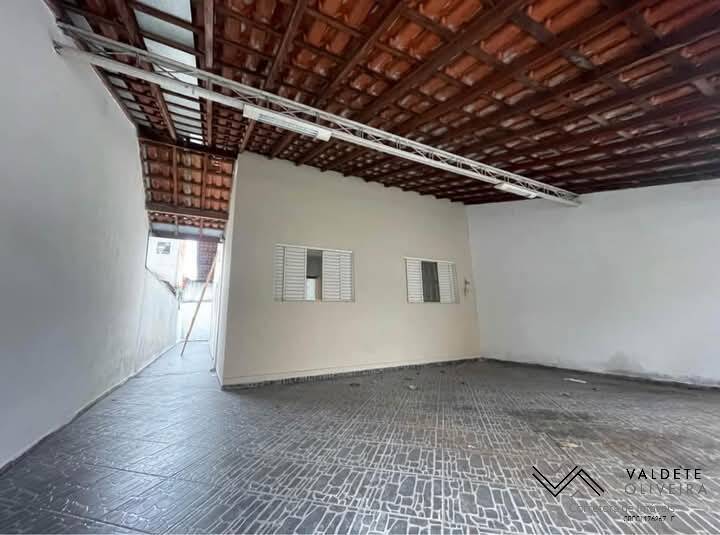 Casa à venda com 3 quartos, 80m² - Foto 8