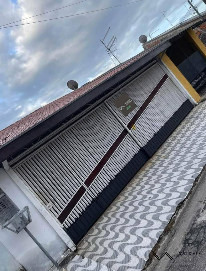 Casa à venda com 3 quartos, 80m² - Foto 1