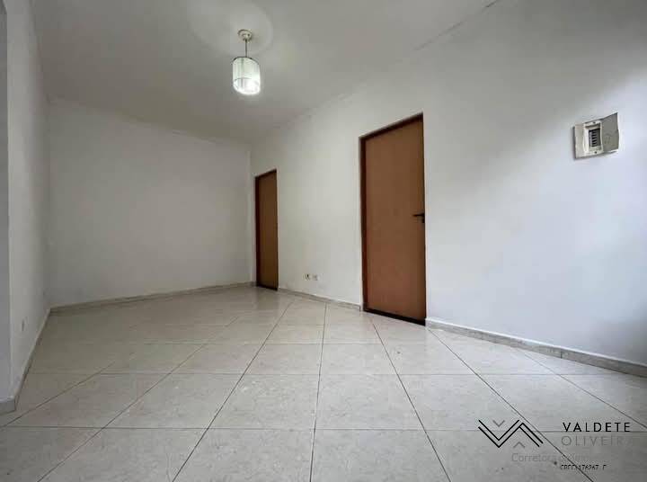 Casa à venda com 3 quartos, 80m² - Foto 12